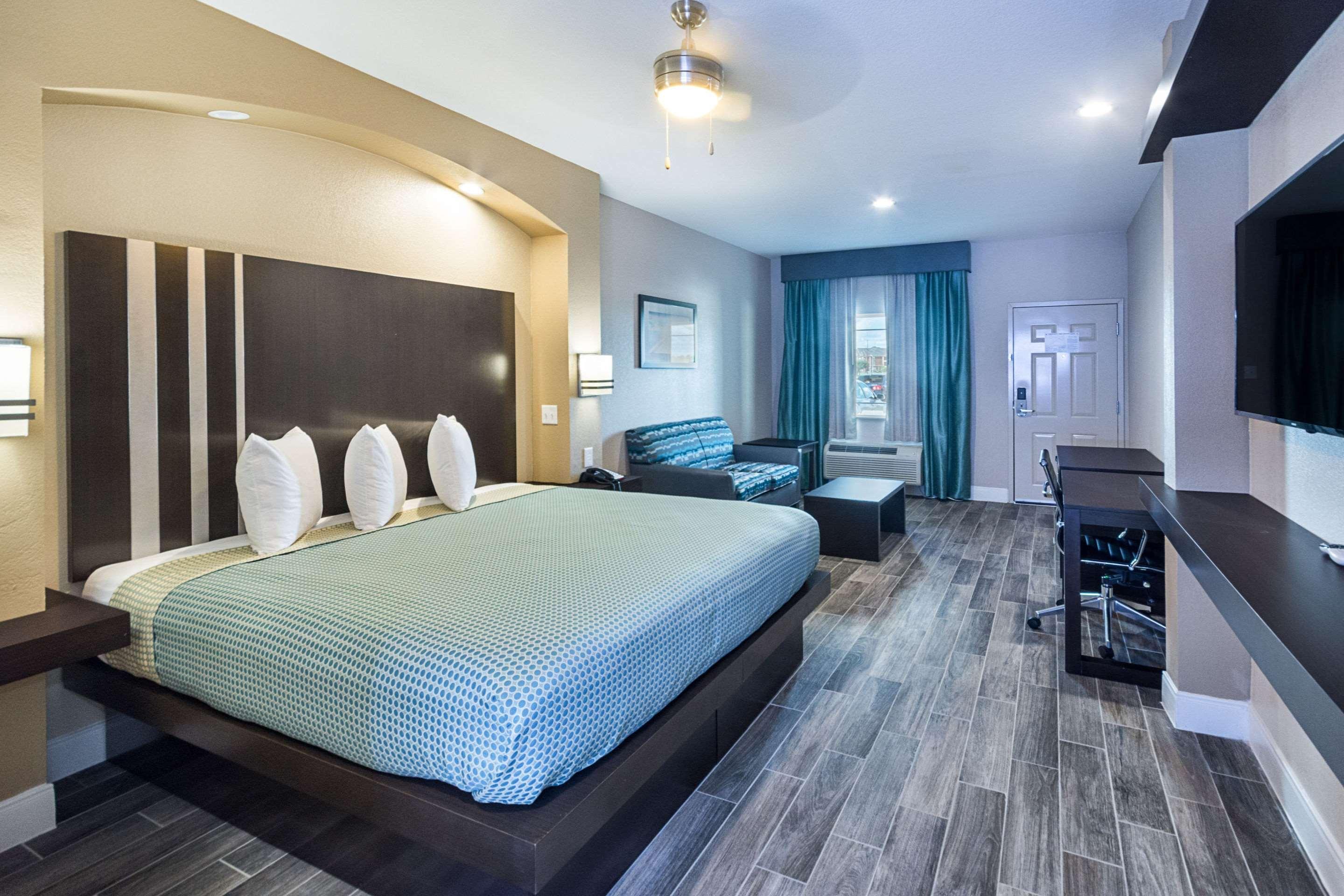 Jersey Village Econo Lodge Inn & Suites Houston Nw-Cy-Fair מראה חיצוני תמונה