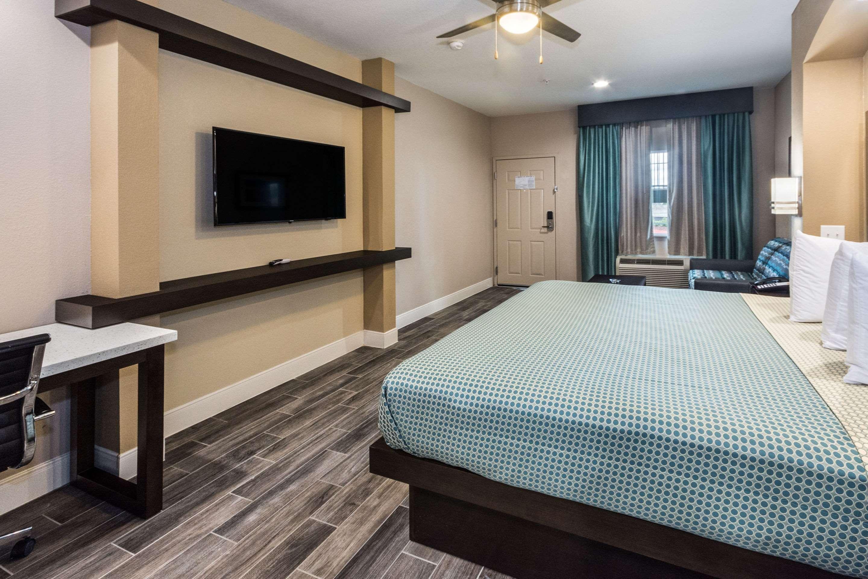 Jersey Village Econo Lodge Inn & Suites Houston Nw-Cy-Fair מראה חיצוני תמונה