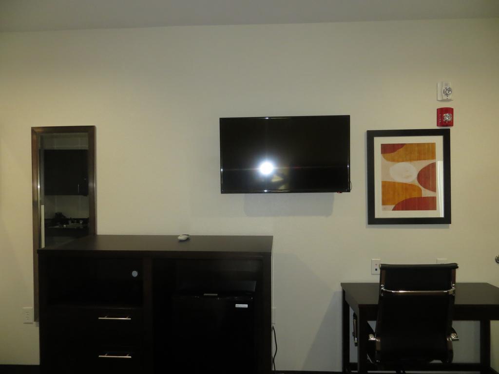 Jersey Village Econo Lodge Inn & Suites Houston Nw-Cy-Fair מראה חיצוני תמונה