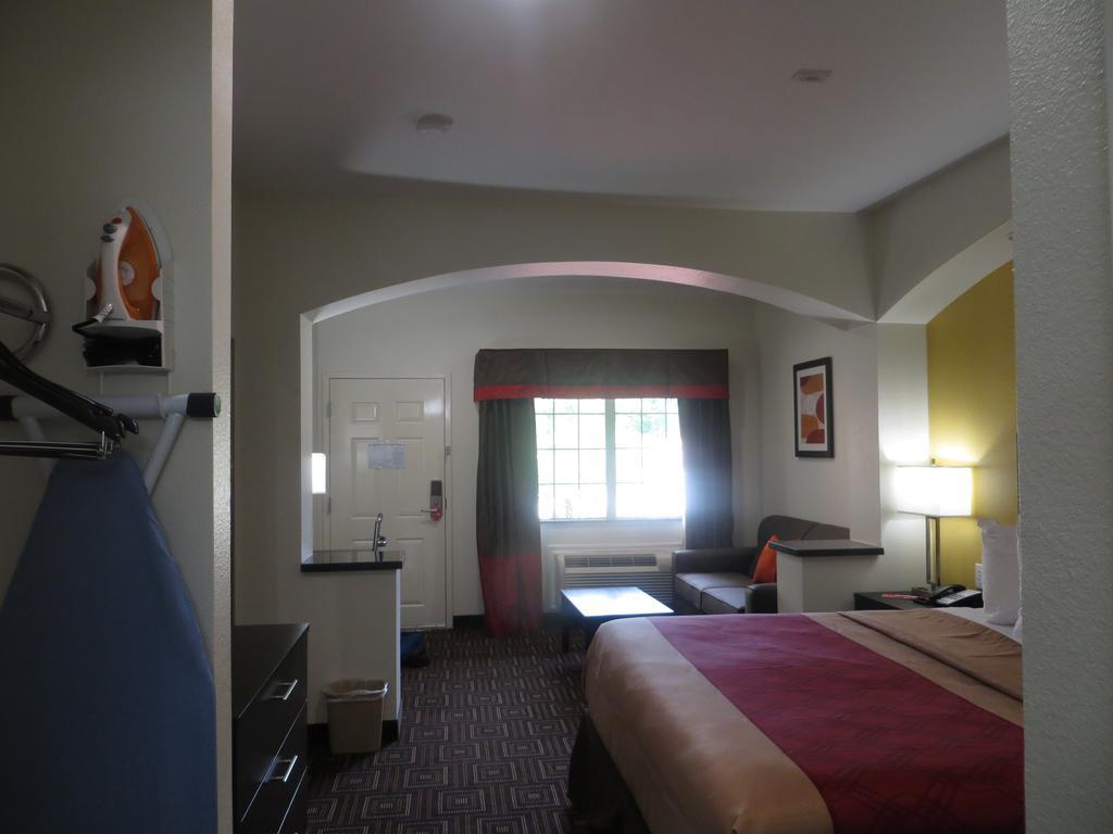 Jersey Village Econo Lodge Inn & Suites Houston Nw-Cy-Fair מראה חיצוני תמונה