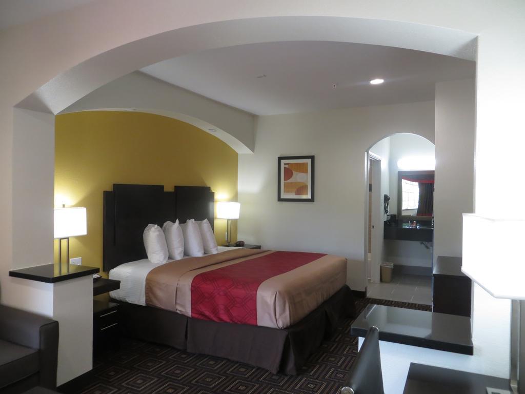 Jersey Village Econo Lodge Inn & Suites Houston Nw-Cy-Fair מראה חיצוני תמונה