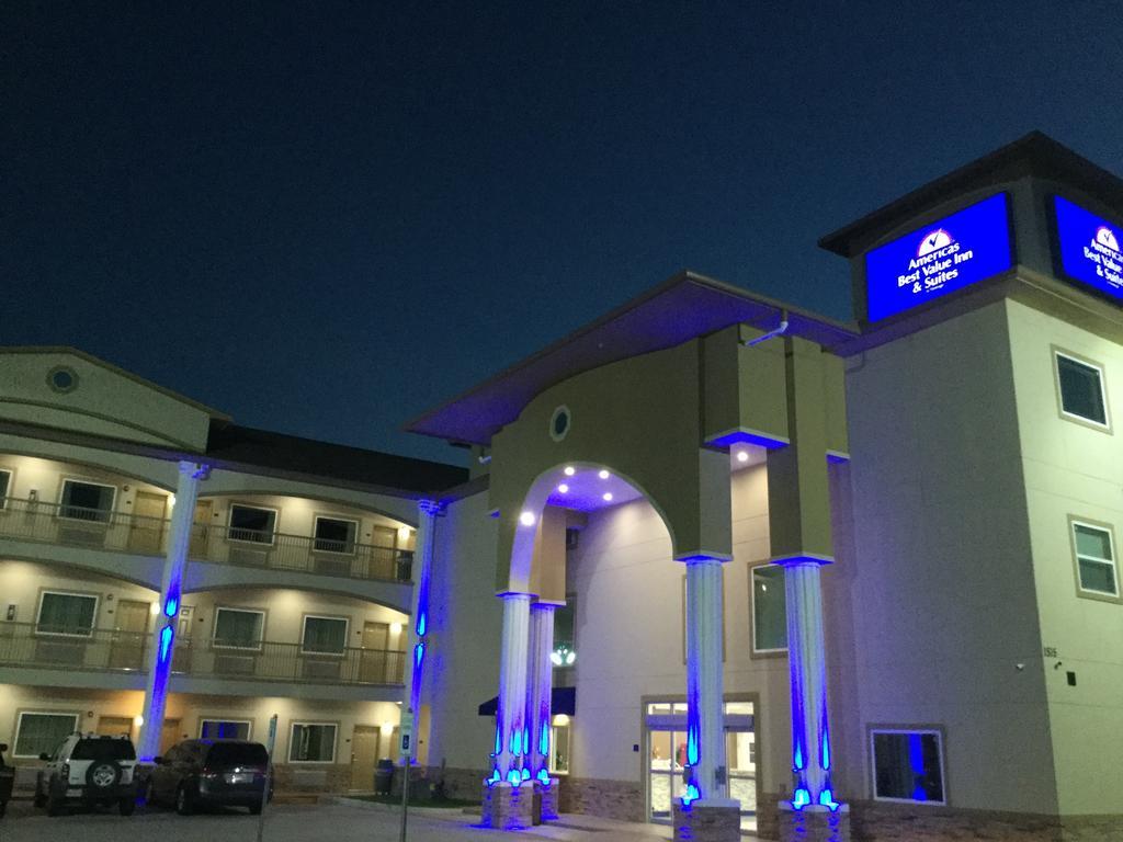 Jersey Village Econo Lodge Inn & Suites Houston Nw-Cy-Fair מראה חיצוני תמונה